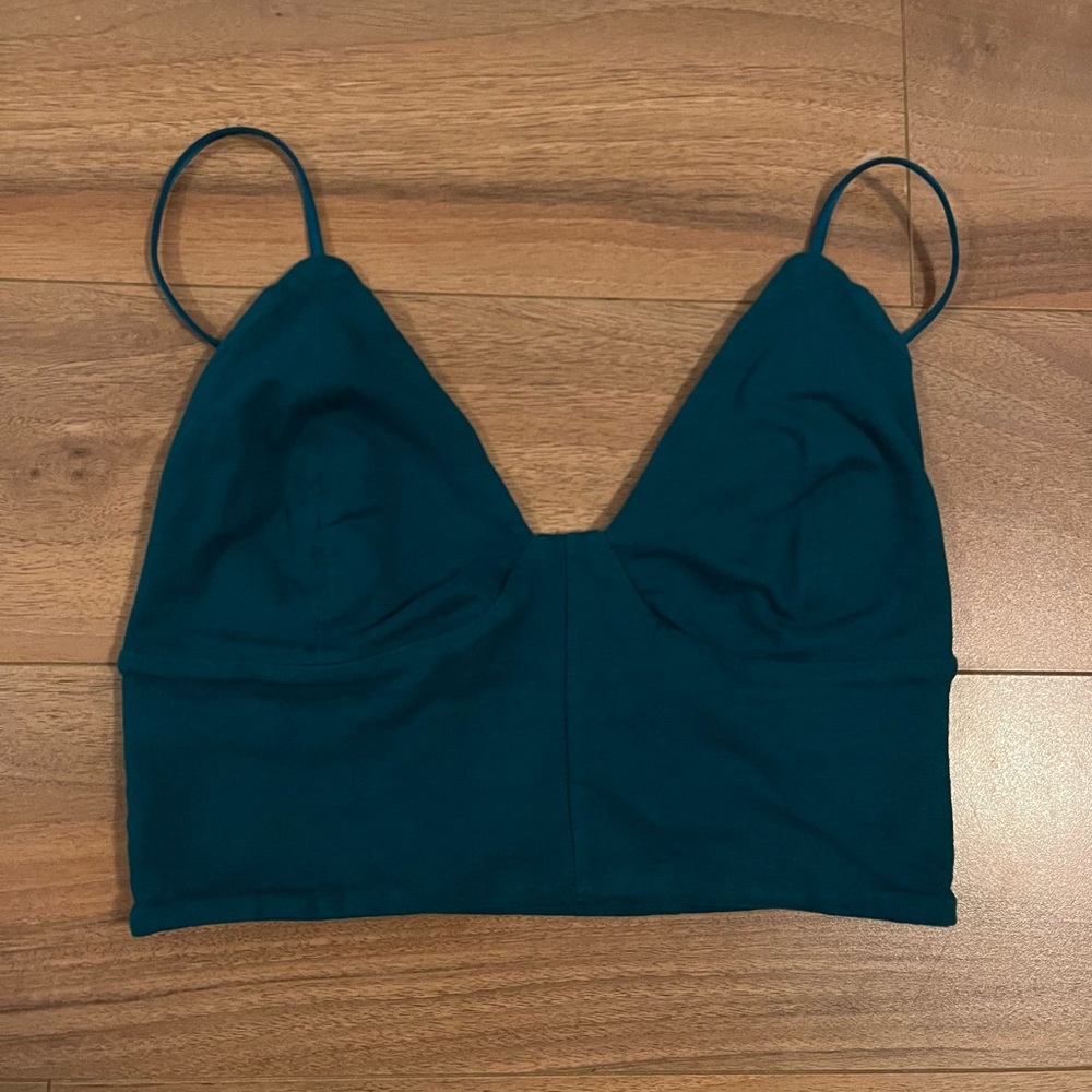 Aritzia Top